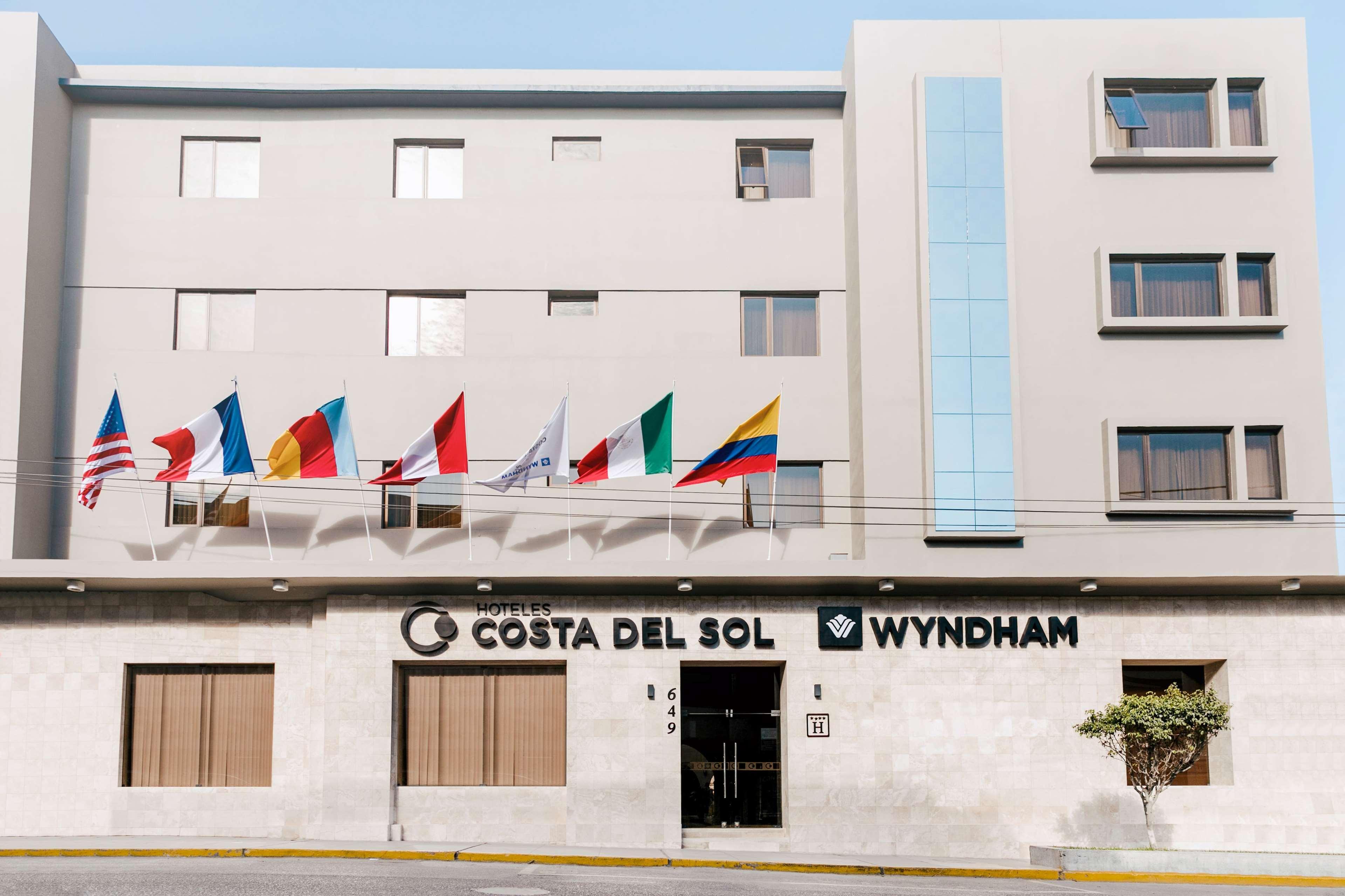 Hotel Wyndham Costa Del Sol 4*