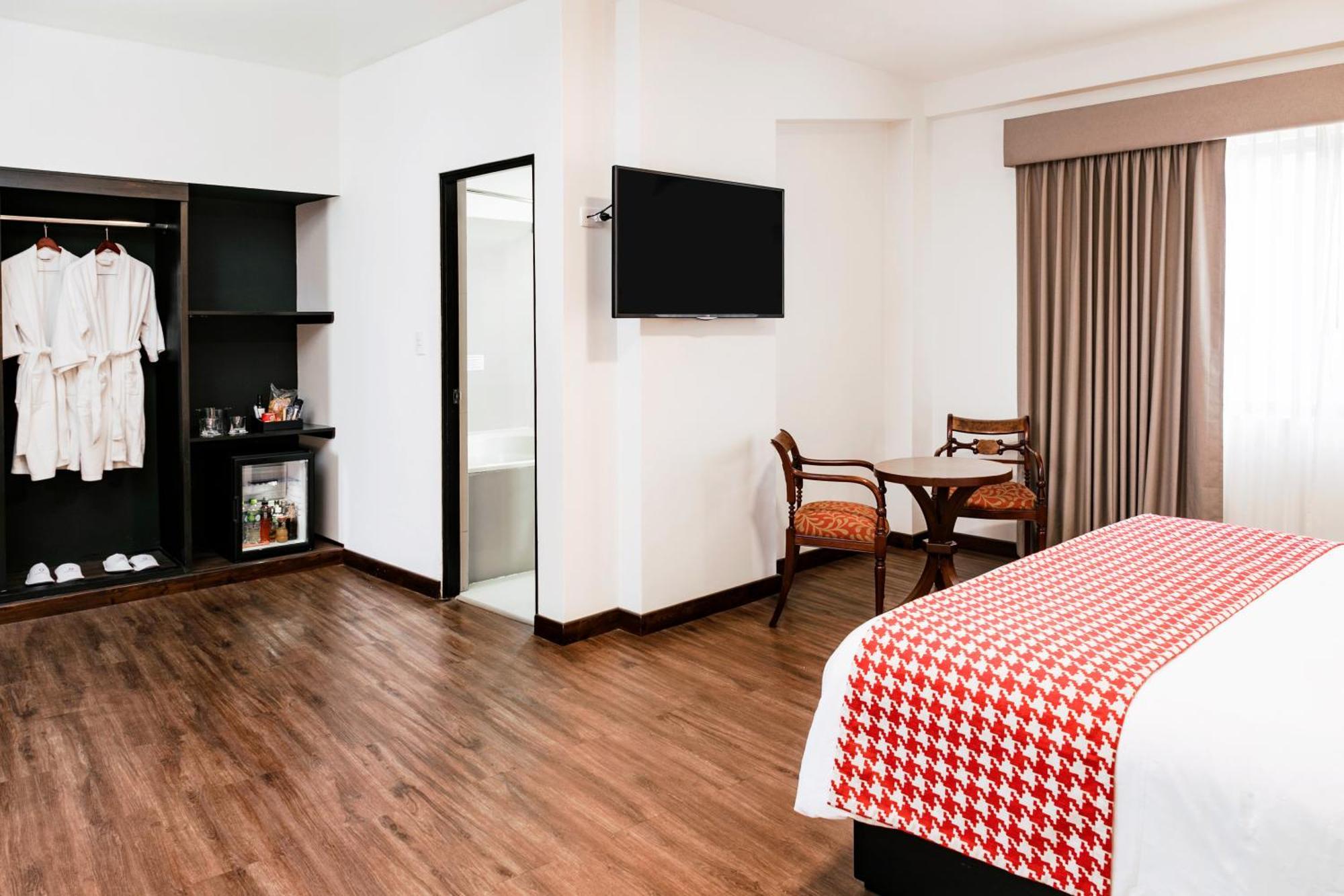Wyndham Costa Del Sol Hotel 4*